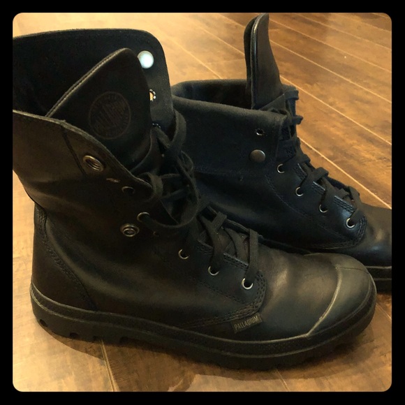 palladium baggy leather boots